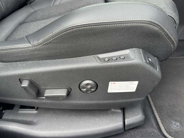 プジョー ３００８ ＧＴライン ブルーＨＤＩ ディーゼルターボ R2年 (甲信越・北陸) 99