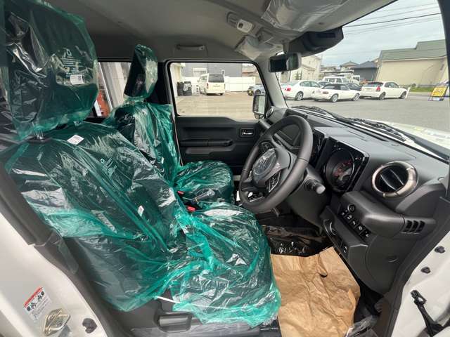 スズキ ジムニー　ノマド １．５ ＦＣ ４ＷＤ R8年 (東海) 99