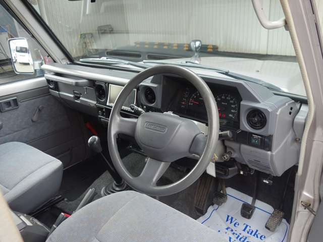トヨタ ランドクルーザーバン ４．２ ＬＸ ディーゼル ４ＷＤ H15年 (北海道) 99