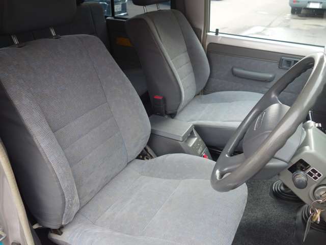 トヨタ ランドクルーザーバン ４．２ ＬＸ ディーゼル ４ＷＤ H15年 (北海道) 99