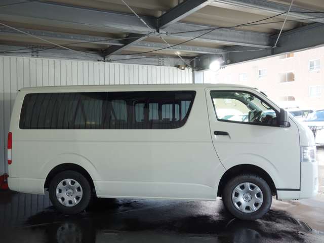 トヨタ ハイエースバン ２．８ ＤＸ ロング ＧＬパッケージ ディーゼルターボ ４ＷＤ R2年 (北海道) 99