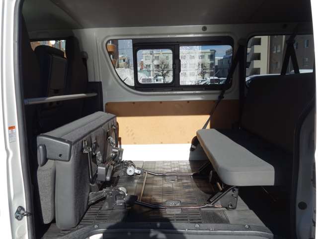 トヨタ ハイエースバン ２．８ ＤＸ ロング ＧＬパッケージ ディーゼルターボ ４ＷＤ R2年 (北海道) 99