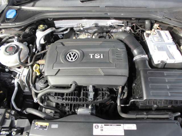フォルクスワーゲン アルテオン ＴＳＩ ４モーション Ｒライン アドバンス ４ＷＤ H30年 (近畿) 99