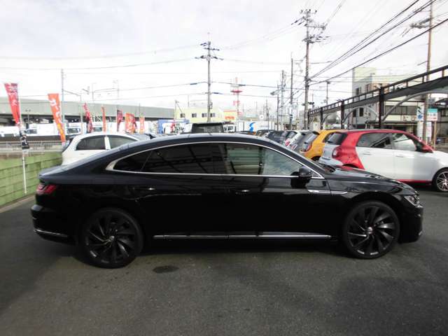 フォルクスワーゲン アルテオン ＴＳＩ ４モーション Ｒライン アドバンス ４ＷＤ H30年 (近畿) 99