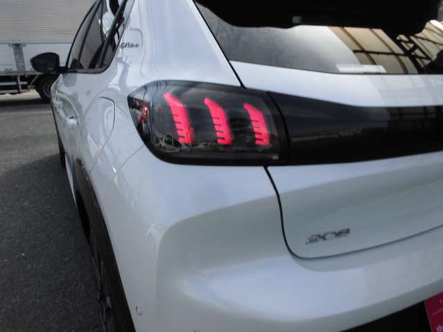 プジョー ２０８ ＧＴライン R2年 (近畿) 99