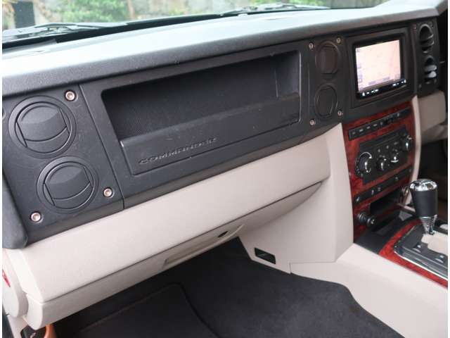 ジープ コマンダー リミテッド ４．７ ４ＷＤ H19年 (関東) 99