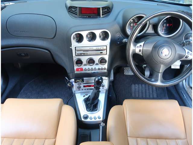 アルファロメオ アルファスポーツワゴン ２．５ Ｖ６ ２４Ｖ Ｑシステム H14年 (関東) 99