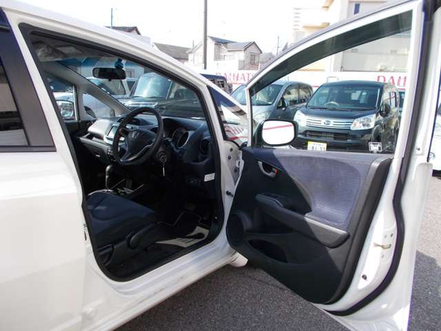 ホンダ フィット １．３ Ｇ ハイウェイエディション H21年 (近畿) 99