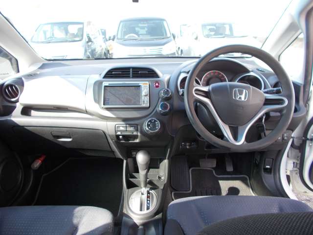 ホンダ フィット １．３ Ｇ ハイウェイエディション H21年 (近畿) 99