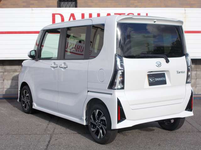 ダイハツ タント ６６０ カスタム Ｘ R6年 (近畿) 99