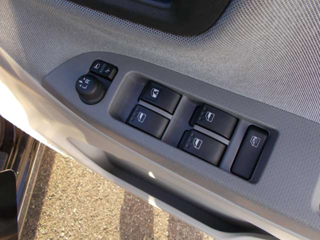 ダイハツ キャスト　スタイル スタイル ６６０ Ｘ H29年 (近畿) 99