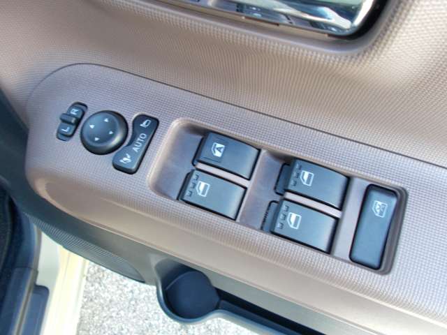ダイハツ ムーヴ　キャンバス ６６０ セオリー Ｇ R7年 (近畿) 99