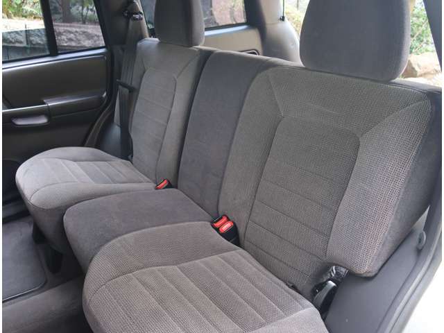 ジープ グランドチェロキー ＴＳＩ ４ＷＤ H10年 (関東) 99