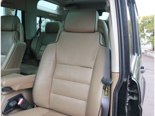 ランドローバー ディスカバリー Ｖ８Ｉ ＥＳ ４ＷＤ H13年 (関東) 99
