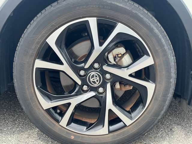 トヨタ Ｃ−ＨＲ ハイブリッド １．８ Ｇ R1年 (東海) 99