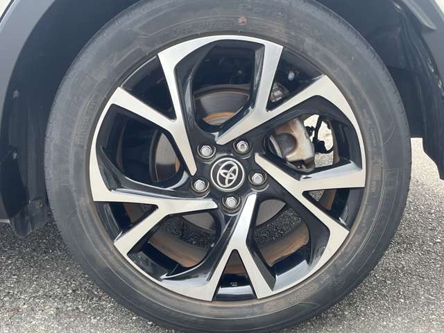 トヨタ Ｃ−ＨＲ ハイブリッド １．８ Ｇ R1年 (東海) 99