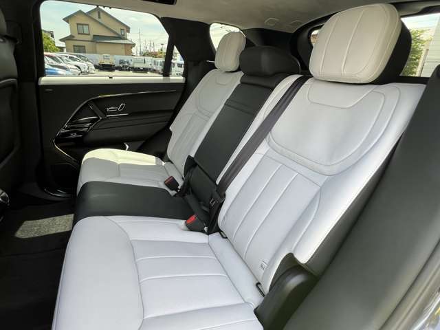 ランドローバー レンジローバー スポーツ オートバイオグラフィ ３．０Ｌ Ｐ５５０Ｅ ４ＷＤ R6年 (東海) 99