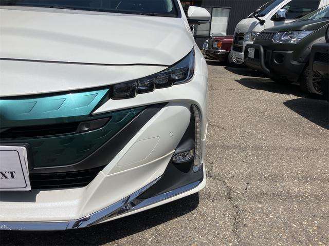 トヨタ プリウスＰＨＶ １．８ Ａ R1年 (甲信越・北陸) 99