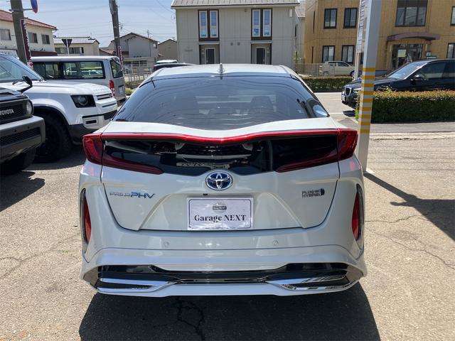 トヨタ プリウスＰＨＶ １．８ Ａ R1年 (甲信越・北陸) 99