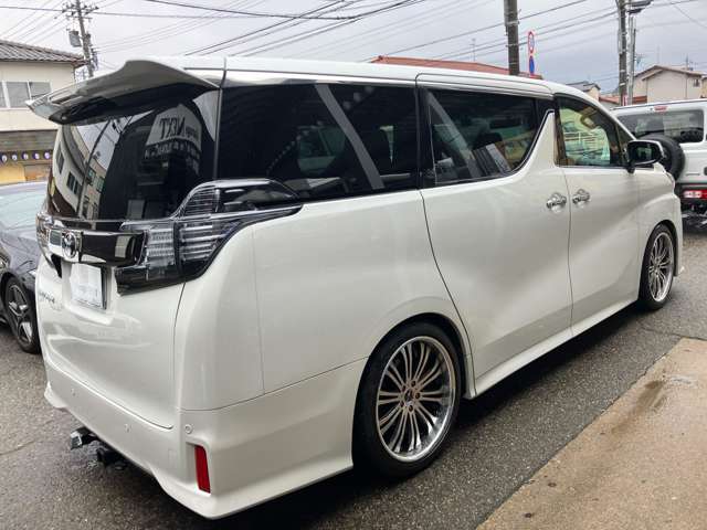 トヨタ ヴェルファイア ２．５ Ｚ Ａエディション ゴールデンアイズ H29年 (甲信越・北陸) 99