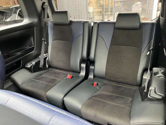 トヨタ ヴェルファイア ２．５ Ｚ Ａエディション ゴールデンアイズ H29年 (甲信越・北陸) 99
