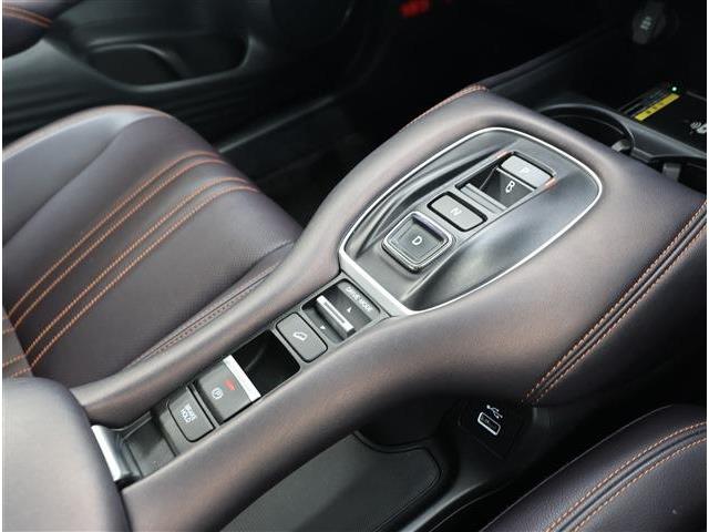 ホンダ ＺＲ－Ｖ ２．０ Ｅ：ＨＥＶ Ｚ R6年 (東海) 99