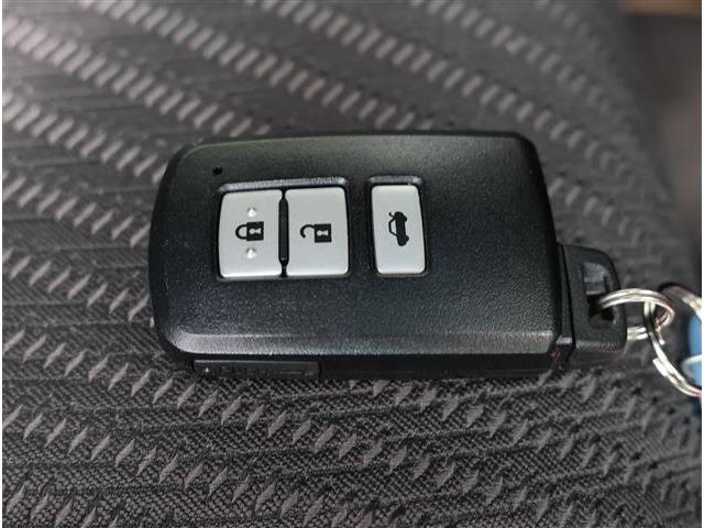 トヨタ カムリ　ハイブリッド ２．５ Ｇパッケージ プレミアムブラック H27年 (東海) 99