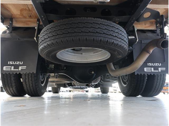 いすゞ エルフ ３．０ＤＴロングフラットロー１．５５Ｔ R2年 (東海) 99