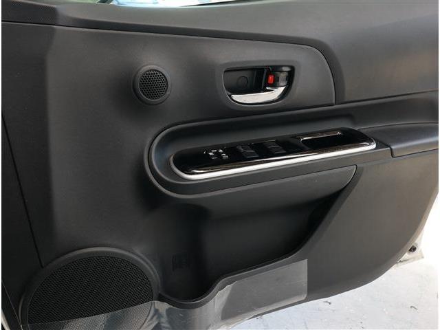 トヨタ アクア １．５ Ｇ H28年 (東海) 99