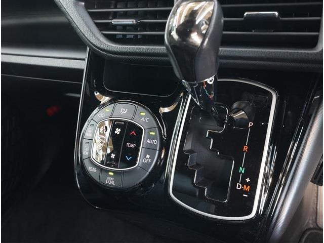トヨタ ノア ２．０ ＳＩ ＷＸＢＩＩＩ R3年 (東海) 99