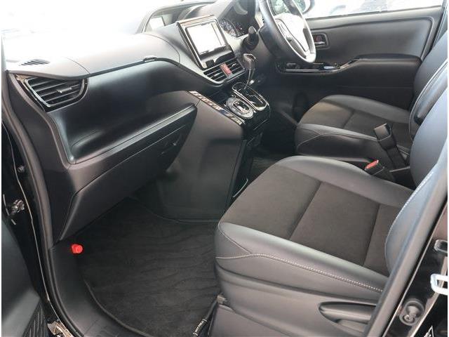 トヨタ ノア ２．０ ＳＩ ＷＸＢＩＩＩ R3年 (東海) 99