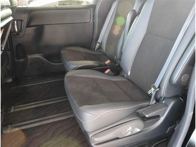トヨタ ノア ２．０ ＳＩ ＷＸＢＩＩＩ R3年 (東海) 99