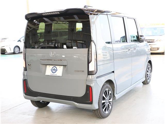 ホンダ Ｎ　ＢＯＸ カスタム ６６０ コーディネートスタイル ２トーン R7年 (東海) 99