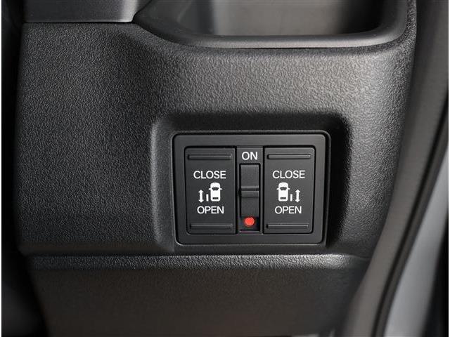 ホンダ Ｎ　ＢＯＸ カスタム ６６０ コーディネートスタイル ２トーン R7年 (東海) 99