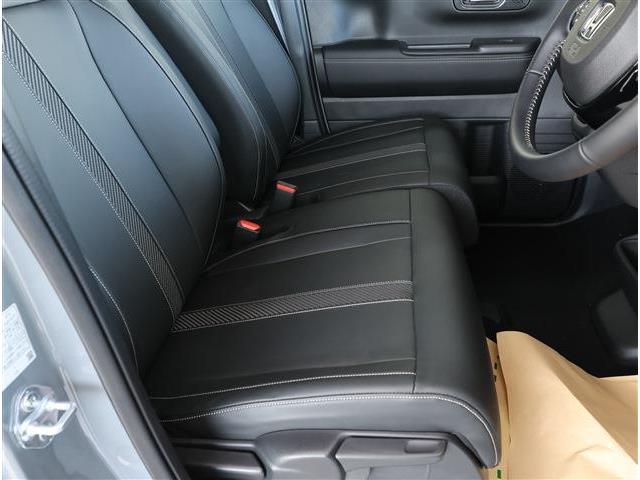 ホンダ Ｎ　ＢＯＸ カスタム ６６０ コーディネートスタイル ２トーン R7年 (東海) 99