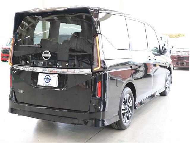 日産 セレナ ２．０ ハイウェイスターＶ R7年 (東海) 99
