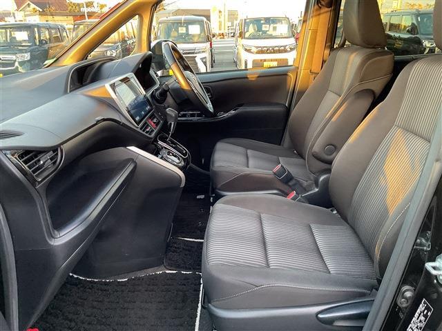 トヨタ ヴォクシー ２．０ ＺＳ 煌ＩＩ R2年 (東海) 99