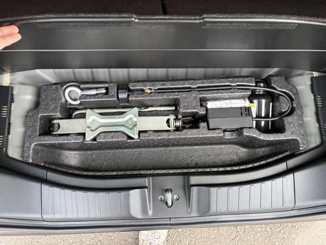 ホンダ Ｎ　ＢＯＸ カスタム ６６０ Ｇ Ｌ ホンダセンシング R1年 (関東) 99