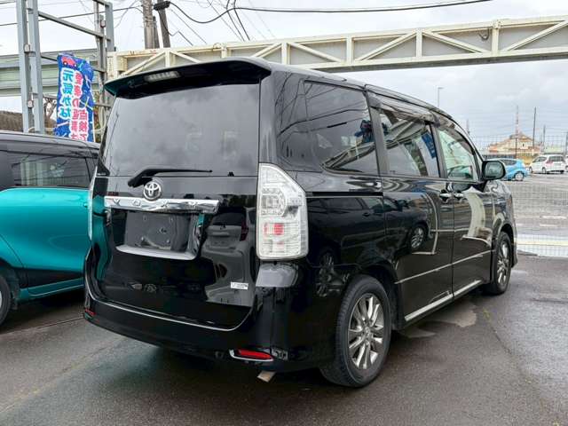 トヨタ ヴォクシー ２．０ ＺＳ 煌Ｚ H25年 (関東) 99