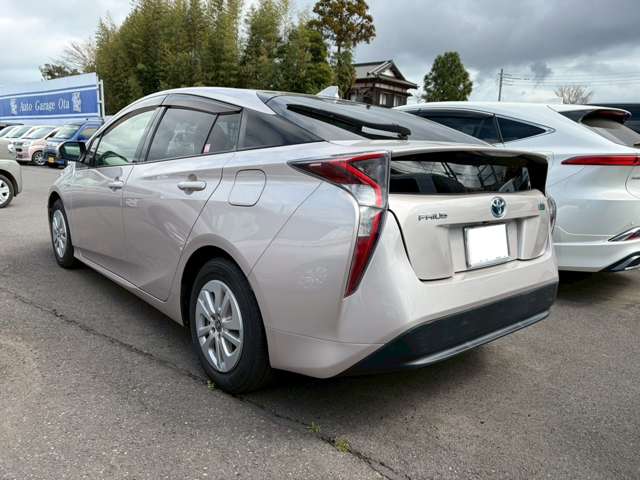 トヨタ プリウス １．８ Ｓ H28年 (関東) 99
