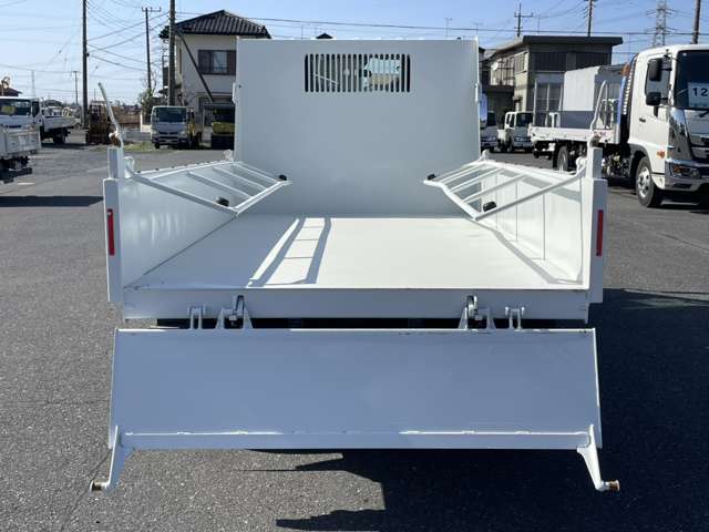 いすゞ エルフ ３．０ ダンプ フルフラットロー ディーゼルターボ H30年 (関東) 99