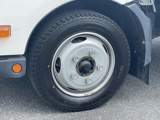 日野自動車 デュトロ ４．０ ワイド ロング 全低床 ディーゼルターボ R2年 (関東) 99