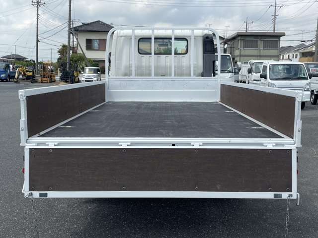 日野自動車 デュトロ ４．０ ワイド ロング 全低床 ディーゼルターボ R2年 (関東) 99