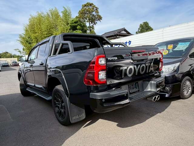 トヨタ ハイラックス ２．４ Ｚ ＧＲスポーツ ディーゼルターボ ４ＷＤ R6年 (関東) 99