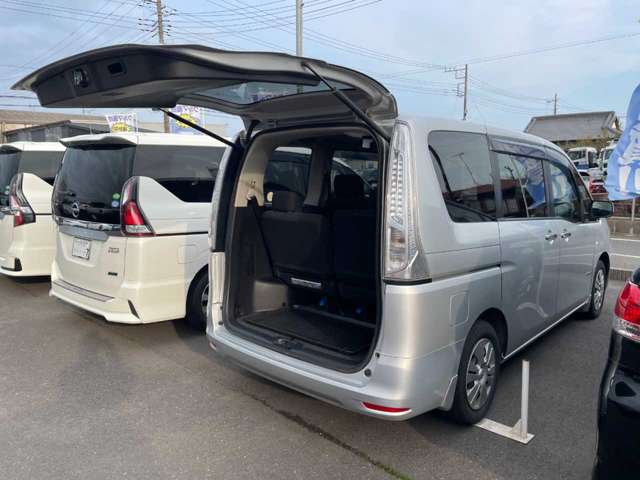 日産 セレナ ２．０ ２０Ｘ Ｓ－ＨＹＢＲＩＤ H25年 (関東) 99