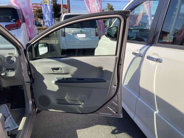 ダイハツ ミラ　イース ６６０ Ｌ ＳＡ H28年 (関東) 99
