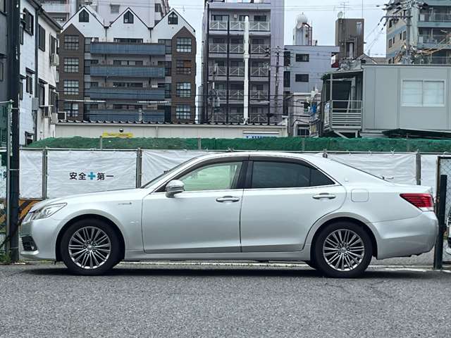 トヨタ クラウン　ハイブリッド ハイブリッド ２．５ ロイヤルサルーンＧ H25年 (近畿) 99
