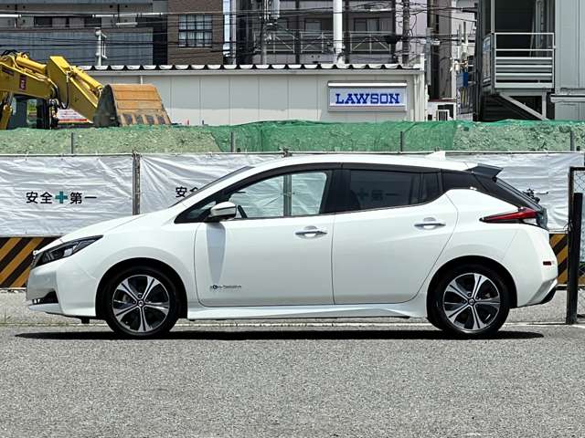 日産 リーフ Ｘ　Ｖセレクション R3年 (近畿) 99