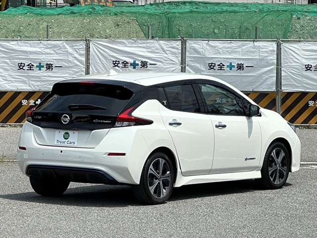 日産 リーフ Ｘ　Ｖセレクション R3年 (近畿) 99