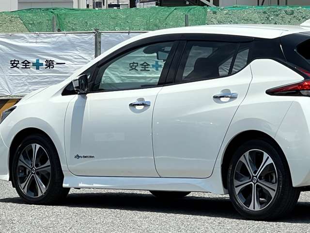 日産 リーフ Ｘ　Ｖセレクション R3年 (近畿) 99